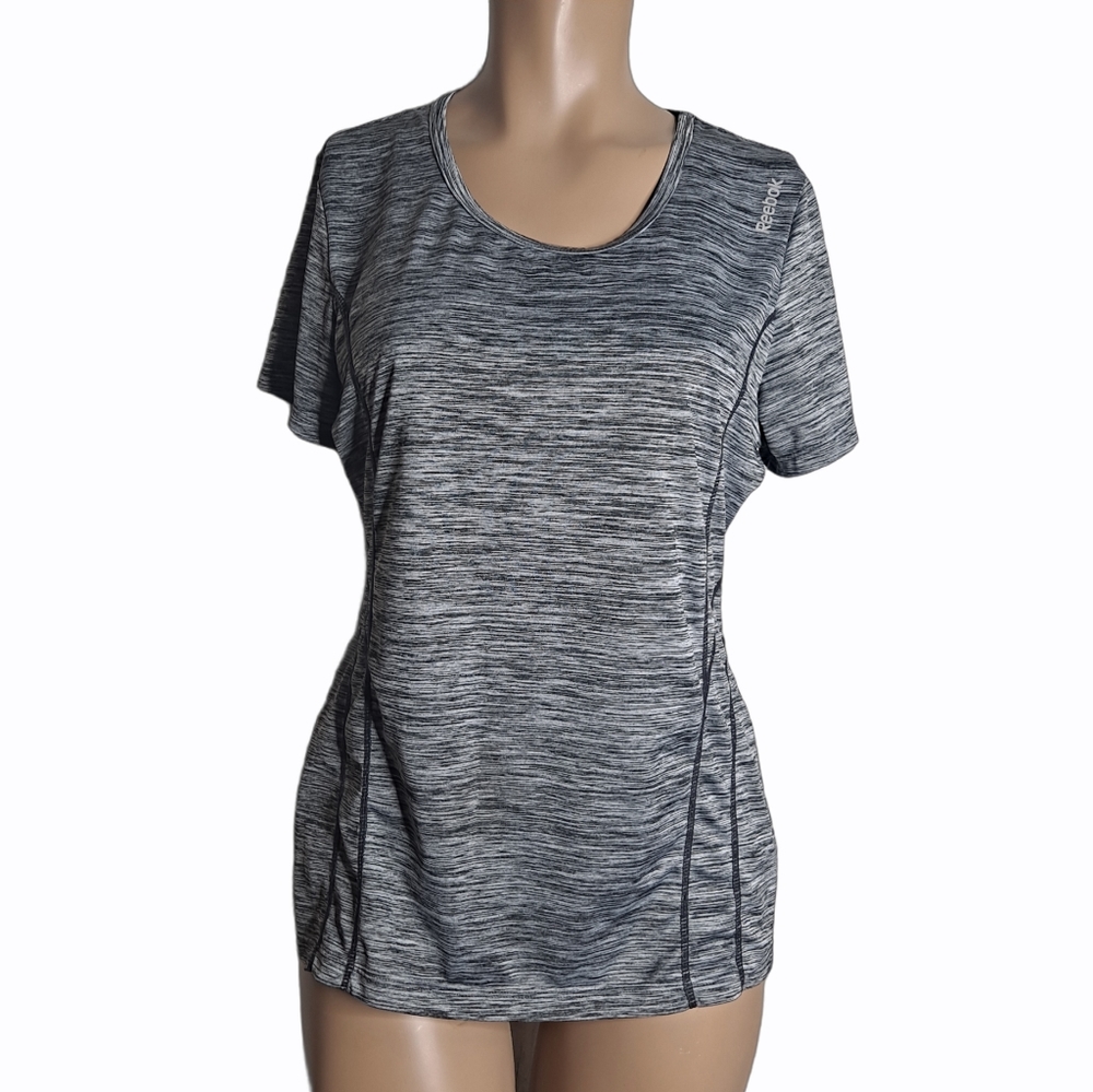 Reebok Dynamic short sleeve top Grey Workout Shirt Size M